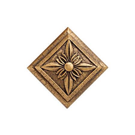 Select Petite Newport Hold Back, Rosette Or Medallion